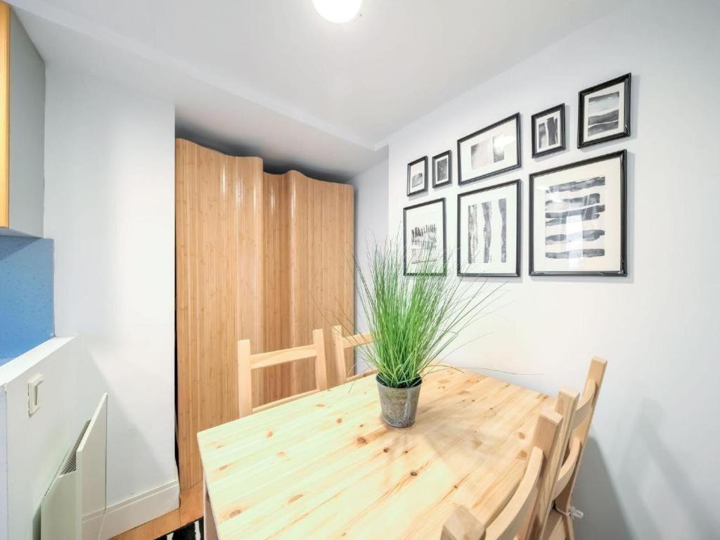 Apartamento Mercaderes Pamplona Dış mekan fotoğraf