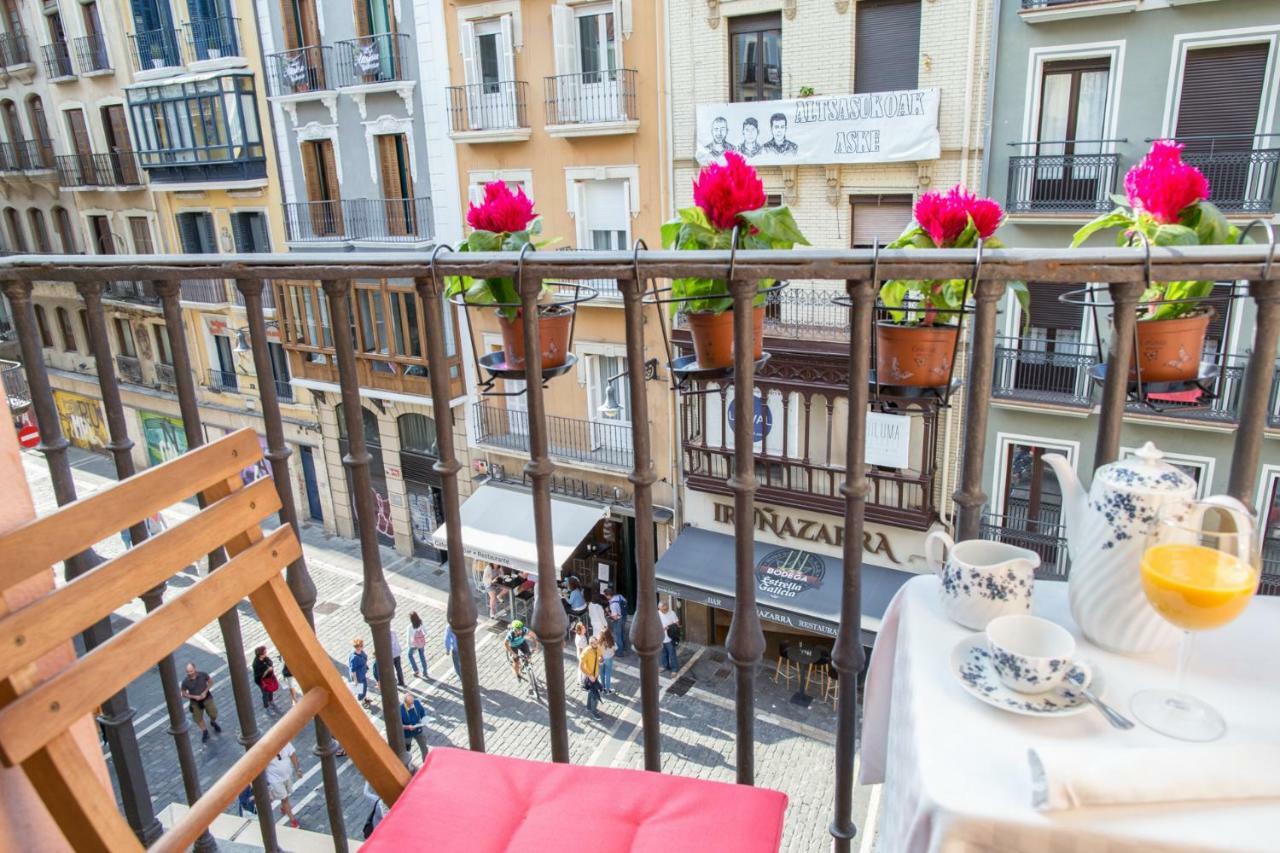 Apartamento Mercaderes Pamplona Dış mekan fotoğraf
